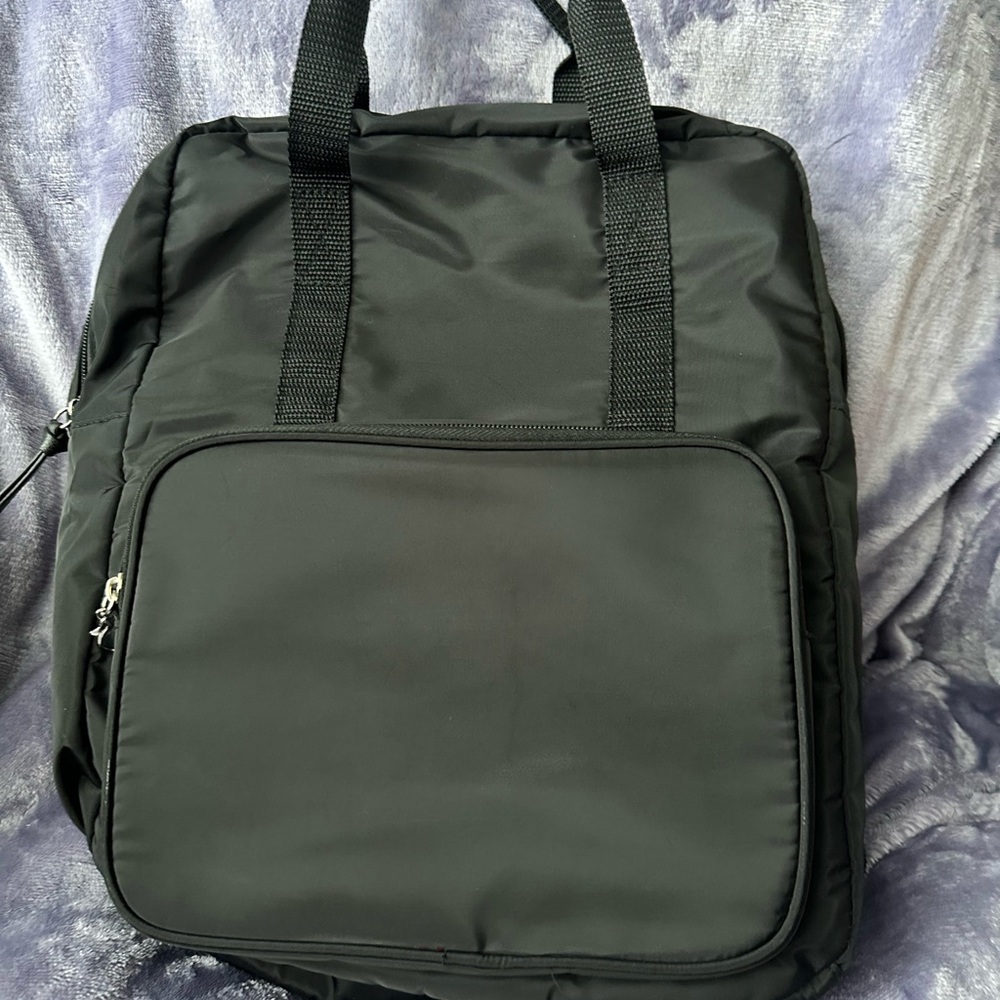 Slim Backpack